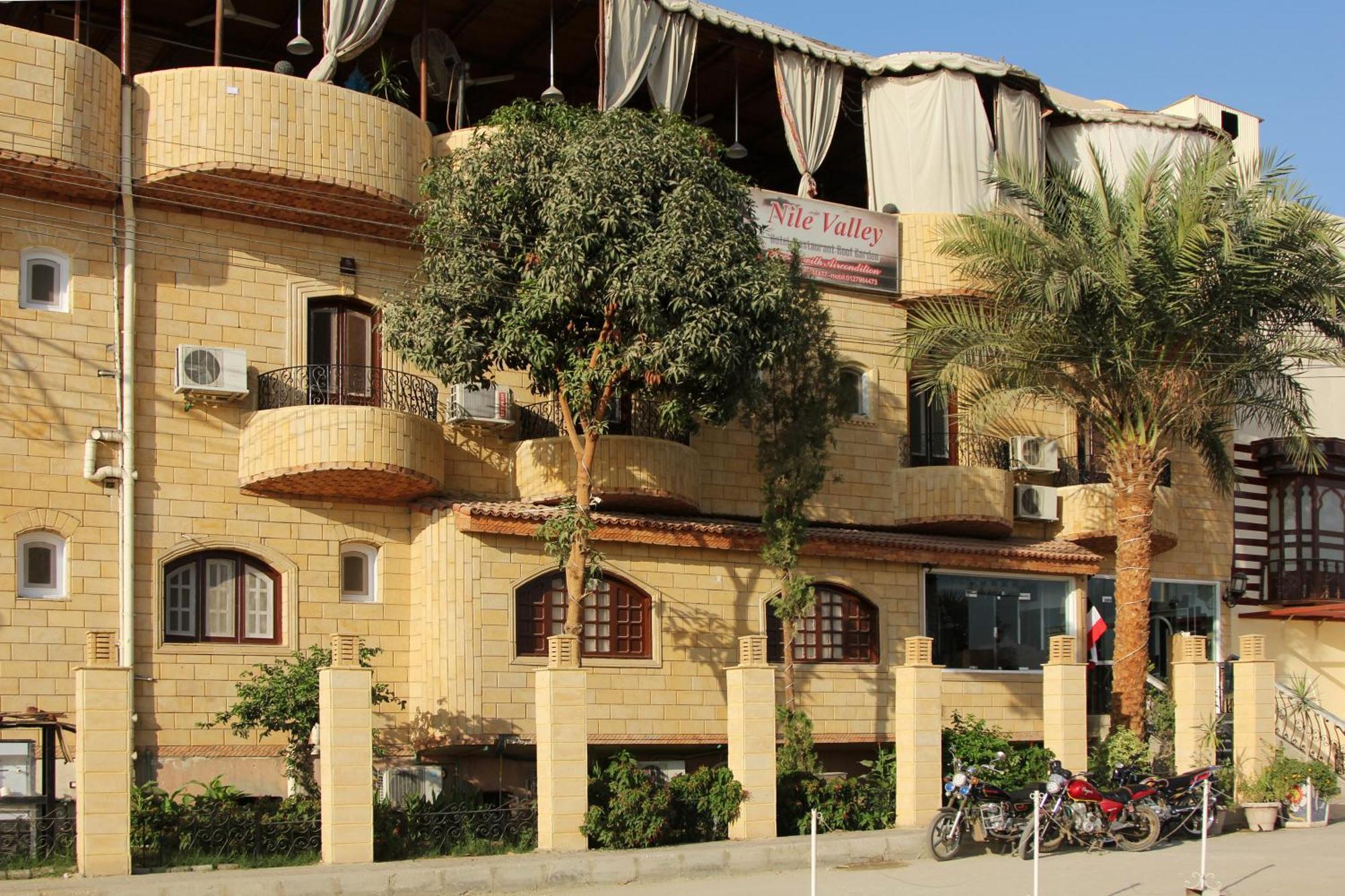Nile Valley Hotel Luxor Exterior photo